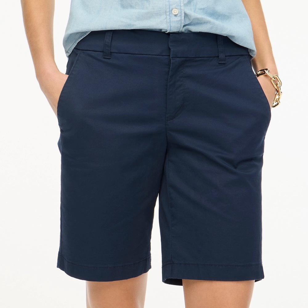 J. Crew 9" Frankie Bermuda Chino Short | Navy